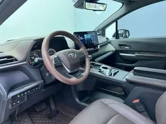 2023 Toyota Granvia 2.5L Hybrid Flagship VIP, белый — фото 9