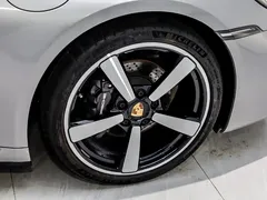 2023 Porsche 911 Carrera 3.0T — фото 33