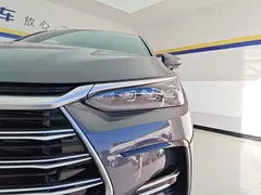 2021 BYD Tang DM-i PHEV 112km Premium — фото 5