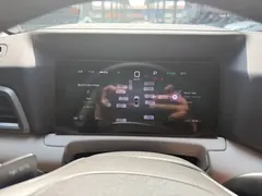 2025 BYD Yuan UP Smart Driving 401km Vitality, белый — фото 14