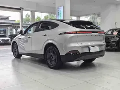 2025 Xpeng G6 625 Long Range Max Tech EV — фото 9