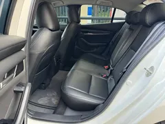 2022 Mazda 3 2.0L AT, белый — фото 5