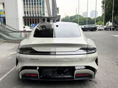 2024 Xiaomi SU7 RWD Long Range Smart Driving, белый — фото 14