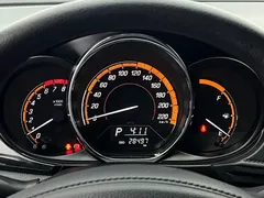 2022 Toyota Yaris L Zhixuan X 1.5L CVT Luxury Plus, белый — фото 15