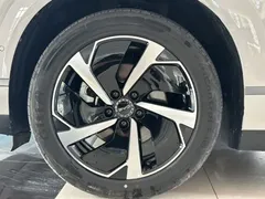 2025 BYD Sealion 06 DM-i PHEV 205 Plus — фото 4