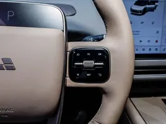 2025 Li Auto i6 2WD Standard, белый — фото 15
