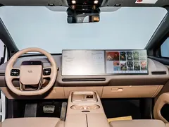 2025 Li Auto i6 2WD Standard, белый — фото 25
