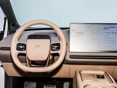 2025 Li Auto i6 2WD Standard, белый — фото 26