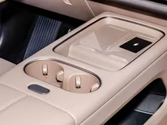 2025 Li Auto i6 2WD Standard, белый — фото 32