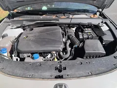 2022 Changan UNI-V 1.5T Premium — фото 10