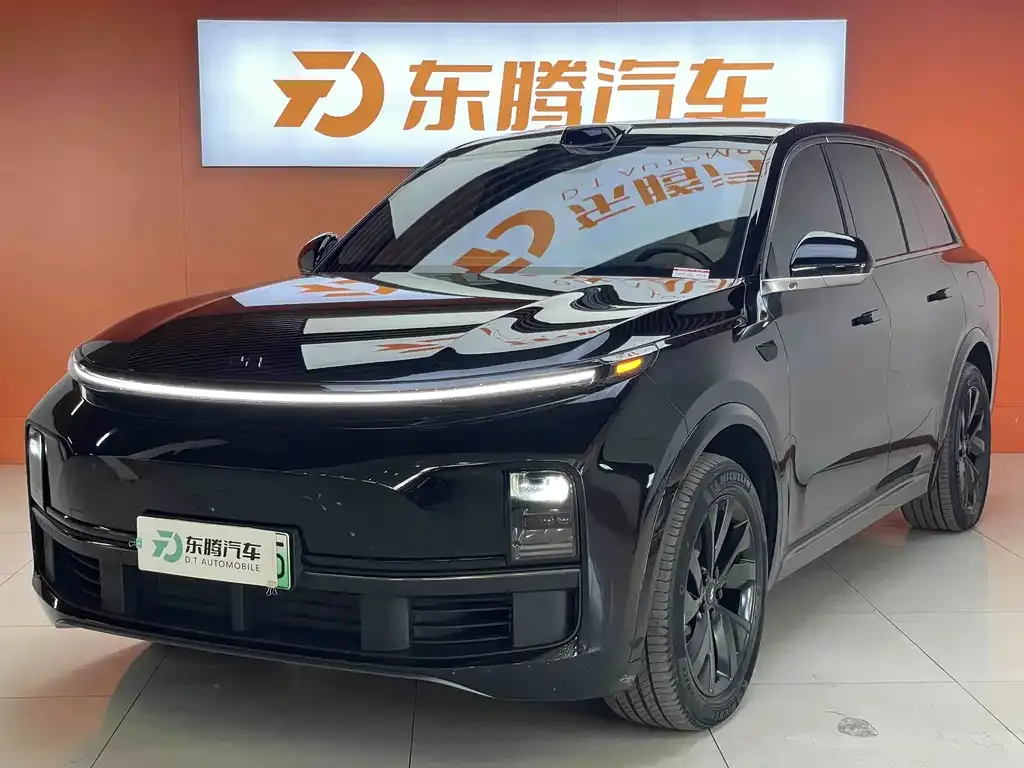 2023 Li Auto L8