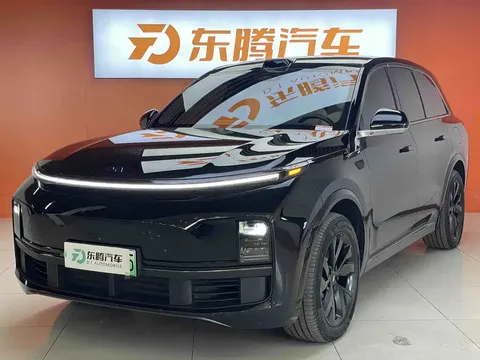 2023 Li Auto L8