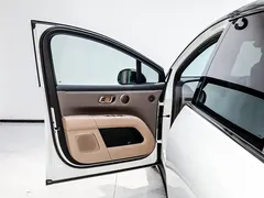 2025 Li Auto i6 2WD Standard, белый — фото 8