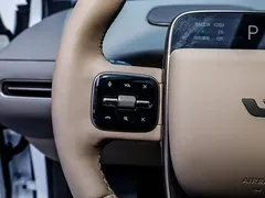 2025 Li Auto i6 2WD Standard, белый — фото 13