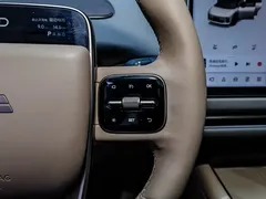 2025 Li Auto i6 2WD Standard, белый — фото 14