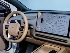 2025 Li Auto i6 2WD Standard, белый — фото 31