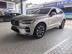 2023 Volvo XC60 4WD Luxury — фото 1