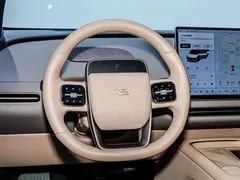 2025 Li Auto i6 2WD Standard, белый — фото 24