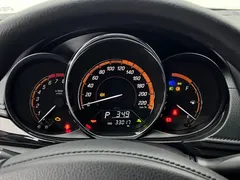 2022 Toyota Yaris L Zhixuan X 1.5L CVT Luxury Plus, белый — фото 16