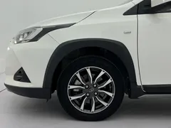 2022 Toyota Yaris L Zhixuan X 1.5L CVT Luxury Plus, белый — фото 18
