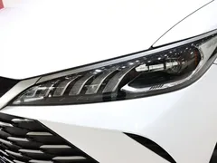 2025 BYD Qin PLUS DM-i PHEV Smart Driving 55km Leading, белый — фото 7