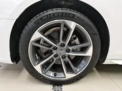 2021 Audi A4L 40 TFSI, белый — фото 5