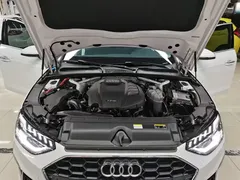 2021 Audi A4L 40 TFSI, белый — фото 17