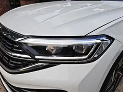 2023 Volkswagen Sagitar 300TSI DSG, белый — фото 18