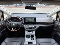 2022 Honda Odyssey 2.0L e:HEV Rui, белый — фото 7