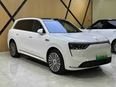 2025 Aito M8 EV Ultra 6-Seat 4WD 192-beam LiDAR, белый — фото 3