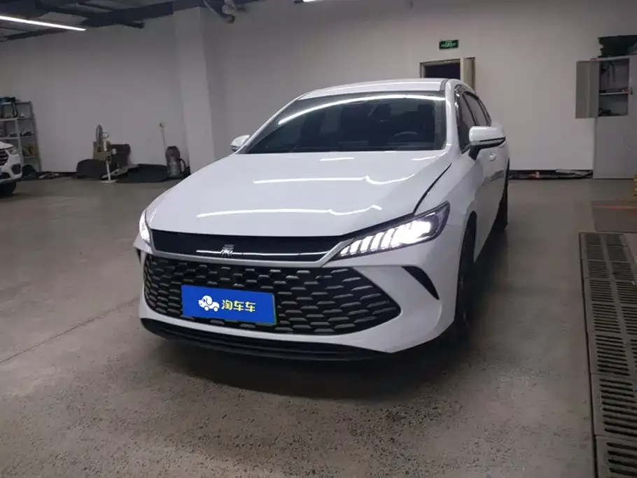 2025 BYD Qin PLUS DM-i PHEV Smart Driving 55km Leading