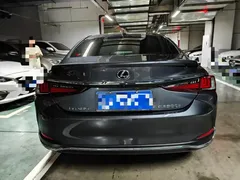 2022 Lexus ES 300h Executive, чёрный — фото 9