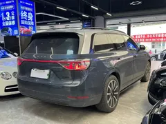 2024 Aito M9 EREV Ultra 52kWh 6-seat — фото 5
