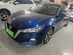 2021 Nissan Teana 2.0L XL Comfort, синий — фото 2