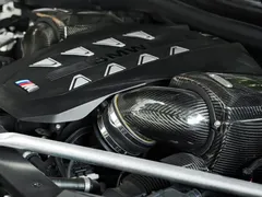 2023 BMW X7 M60i xDrive, белый — фото 35