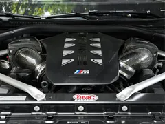 2023 BMW X7 M60i xDrive, белый — фото 36