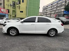 2020 Geely Emgrand 1.5L CVT Comfort, белый — фото 4