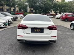 2020 Geely Emgrand 1.5L CVT Comfort, белый — фото 6