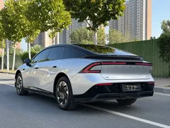 2024 Xpeng P7+ Long Range Max — фото 4