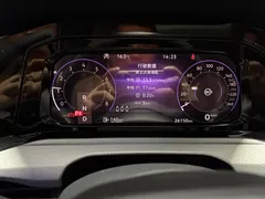 2023 Volkswagen Golf 280TSI DSG Pro — фото 7