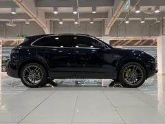 2021 Porsche Cayenne E-Hybrid 2.0T PHEV, чёрный — фото 5