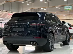 2021 Porsche Cayenne E-Hybrid 2.0T PHEV, чёрный — фото 18