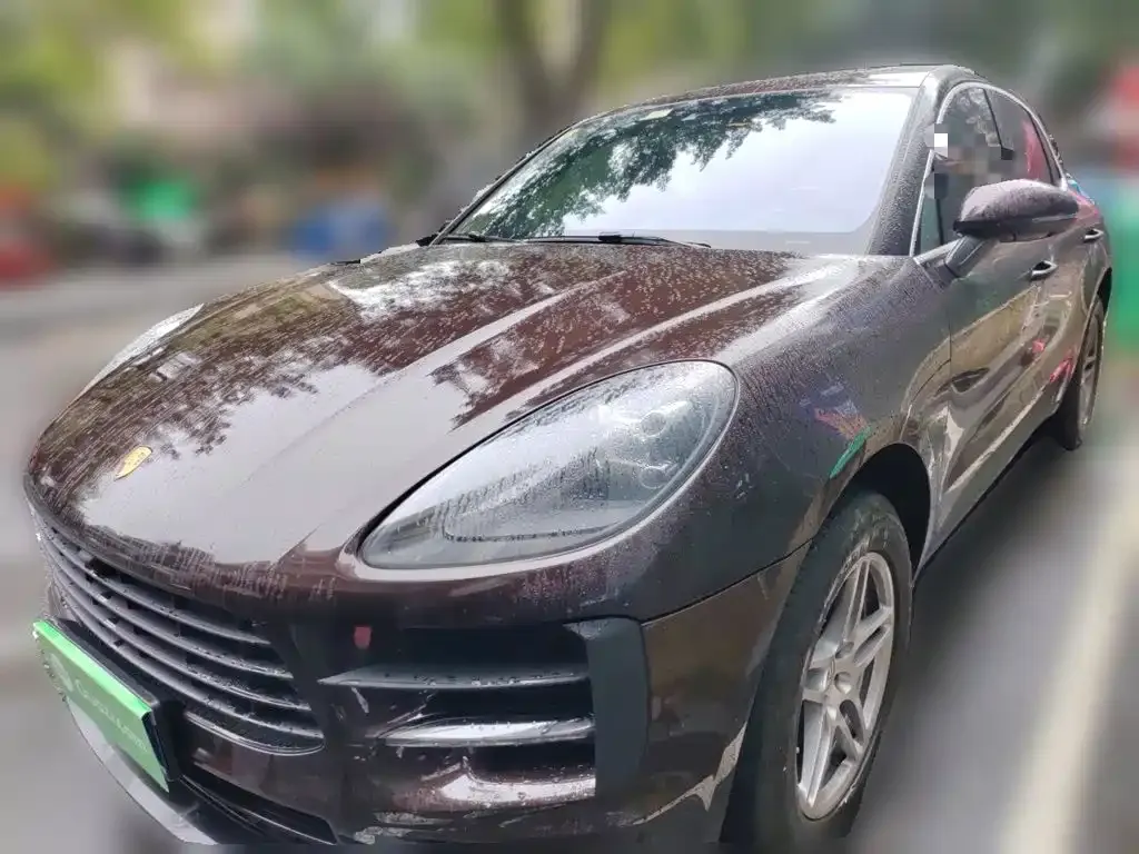 2020 Porsche Macan 2.0T