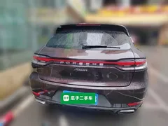 2020 Porsche Macan 2.0T — фото 3