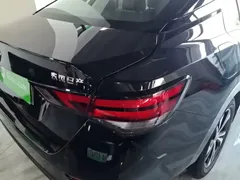 2021 Nissan Sylphy 1.6L XL CVT, чёрный — фото 8