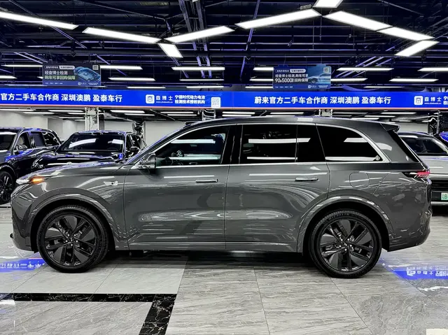 2023 Li Auto L8