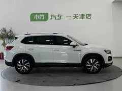 2022 Volkswagen Tayron 280TSI 2WD Luxury, белый — фото 4