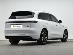 2026 Aito M7 EREV Pro+ 4WD 5-seat, белый — фото 3