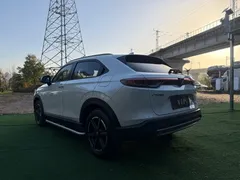 2023 Honda Vezel 1.5L CVT Elite, белый — фото 4