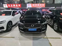 2022 Volvo XC60 4WD Luxury, чёрный — фото 2